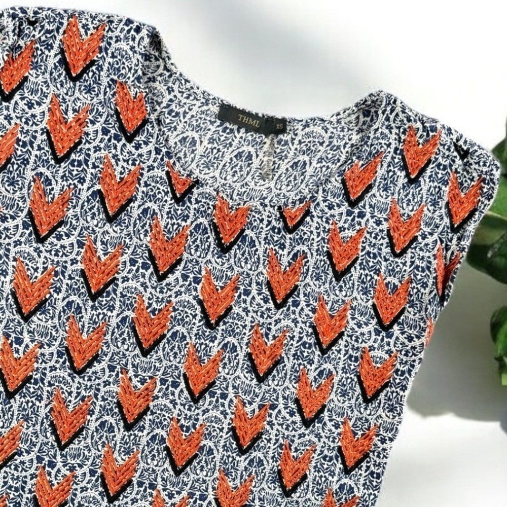 THML Blouse Women XS Geometric Floral Print Casual Chevron Embroidered Top